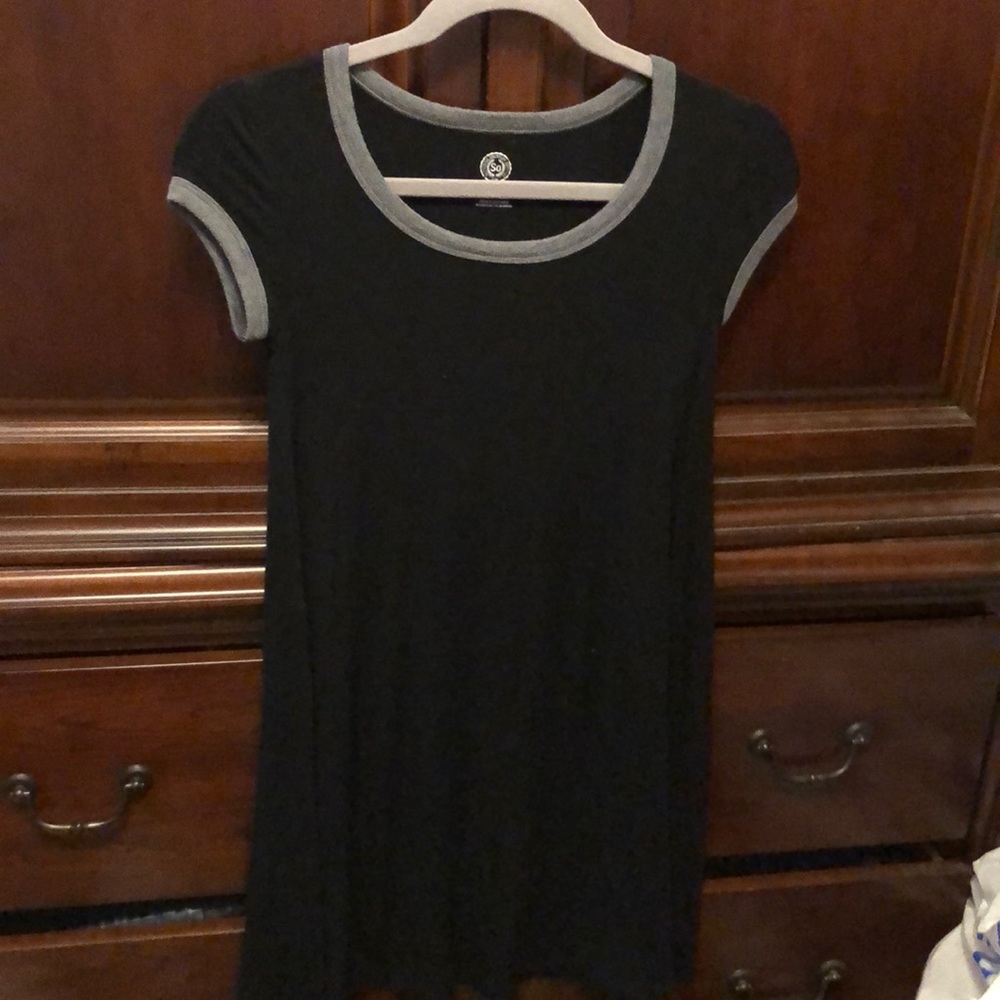 ✏️ SO Black T-shirt Dress (Juniors)
